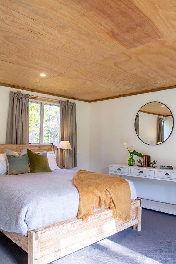 Parohe Island Retreat Hotel Auckland Eksteriør billede